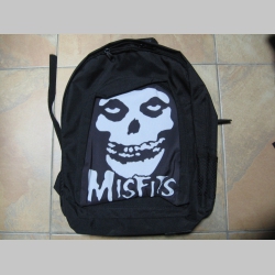 Misfits ruksak čierny, 100% polyester. Rozmery: Výška 42 cm, šírka 34 cm, hĺbka až 22 cm pri plnom obsahu